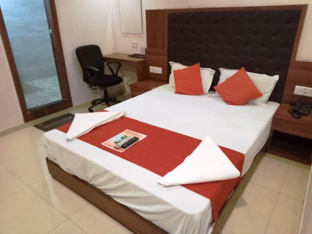 Sai Deep Lodging Navi Mumbai Exterior foto